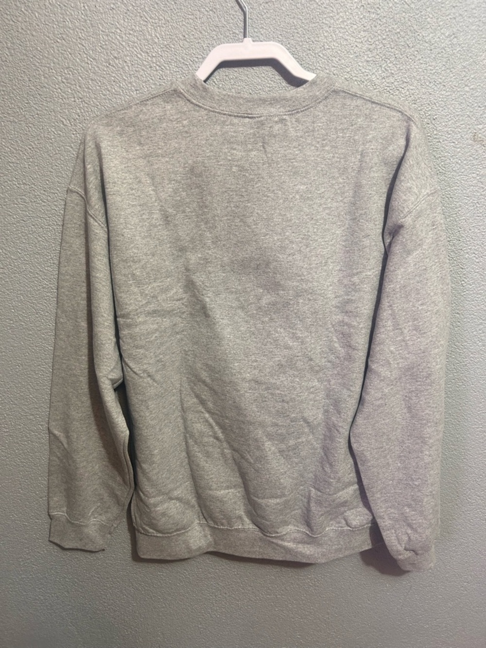 NWT 59.95 Disney Mickey Mouse sweatshirt size medium - Picture 3 of 5